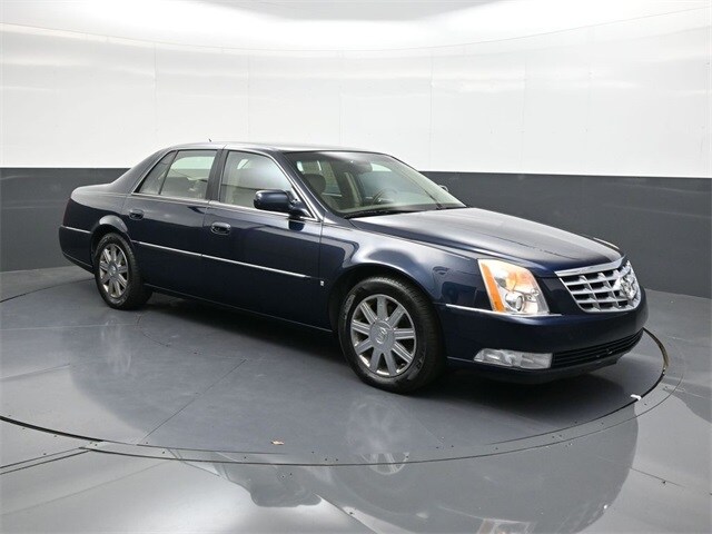 2006 Cadillac DTS photo 2