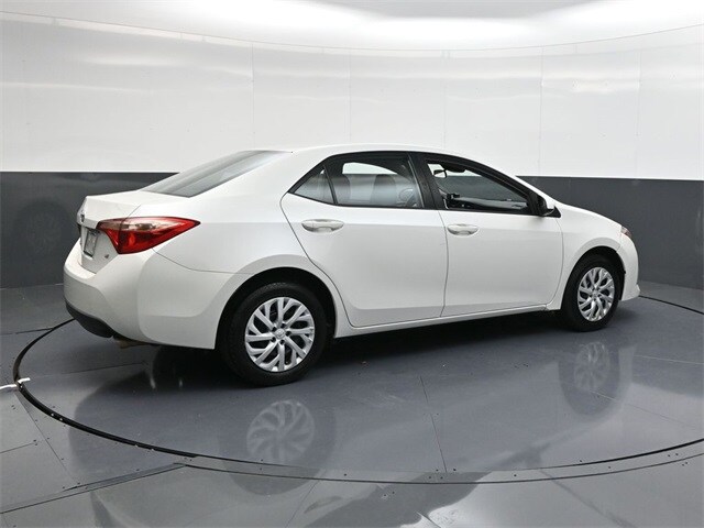 2018 Toyota Corolla L photo 4