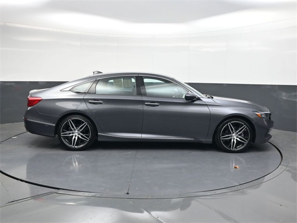 Used 2022 Honda Accord Hybrid Touring Sedan
