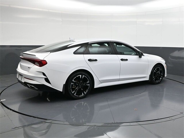 2024 Kia K5 GT-Line photo 4