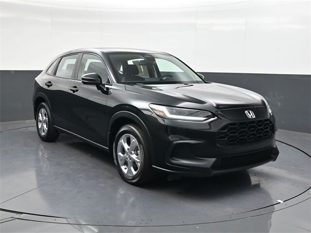 2023 Honda HR-V LX 2WD photo 2