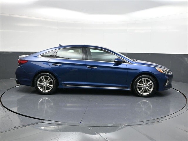 2019 Hyundai Sonata Sport photo 3