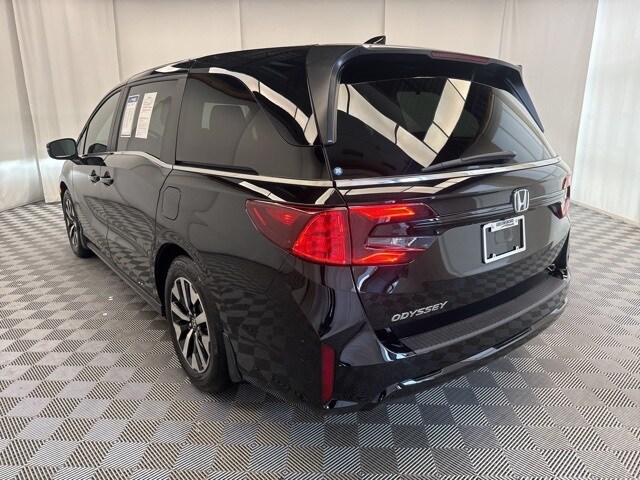 2025 Honda Odyssey EX-L photo 3