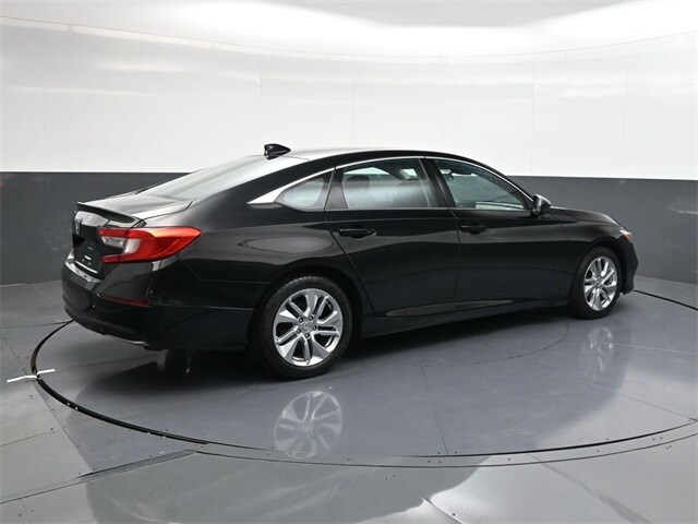 2019 Honda Accord LX photo 3