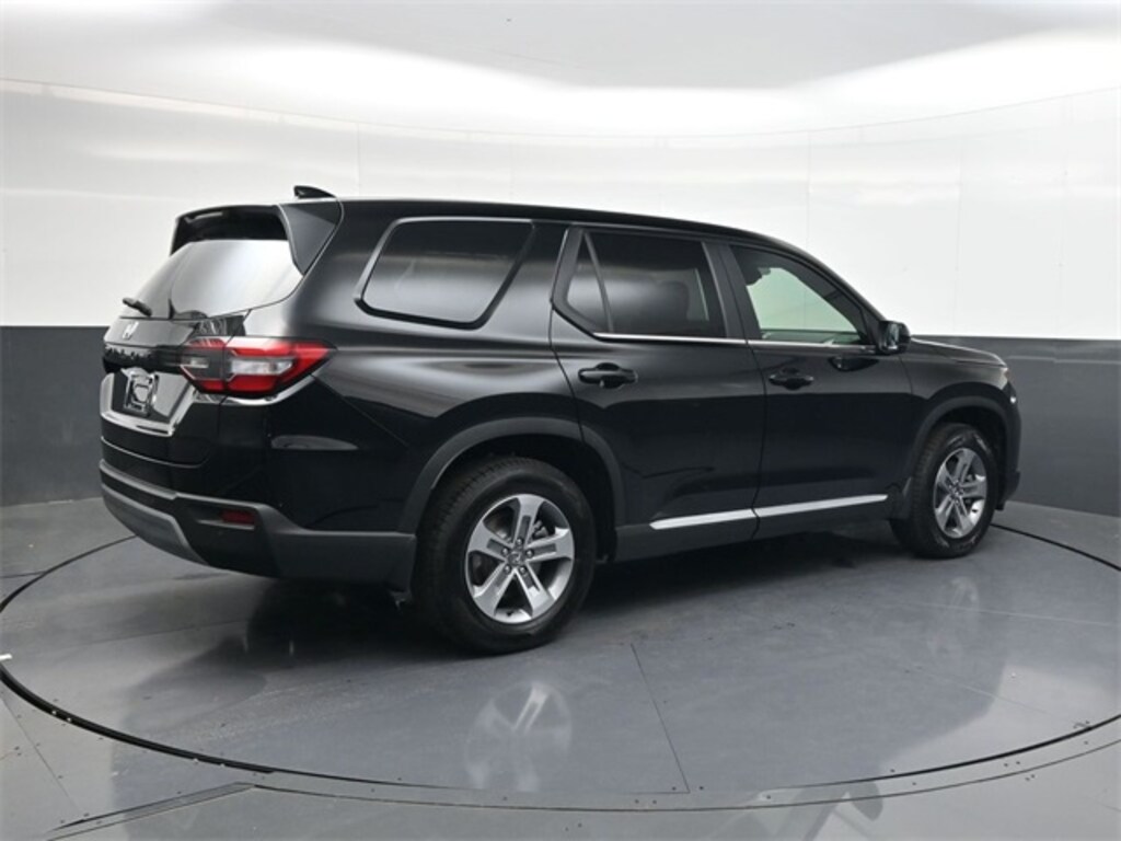 Used 2025 Honda Pilot EX-L SUV
