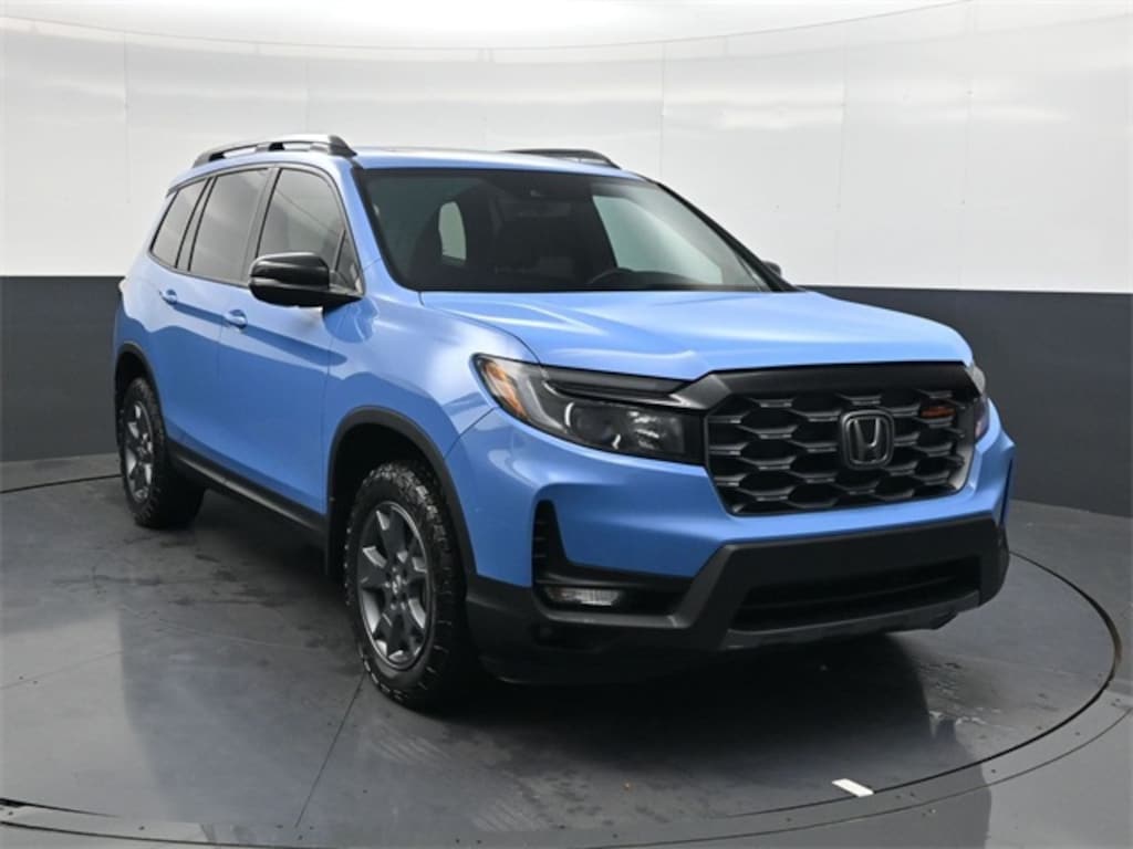 Used 2025 Honda Passport TrailSport SUV