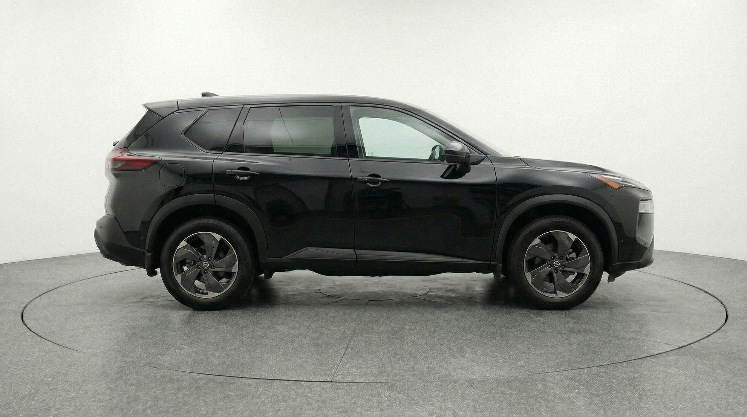 Thumbnail: 2025 Nissan Rogue - 8