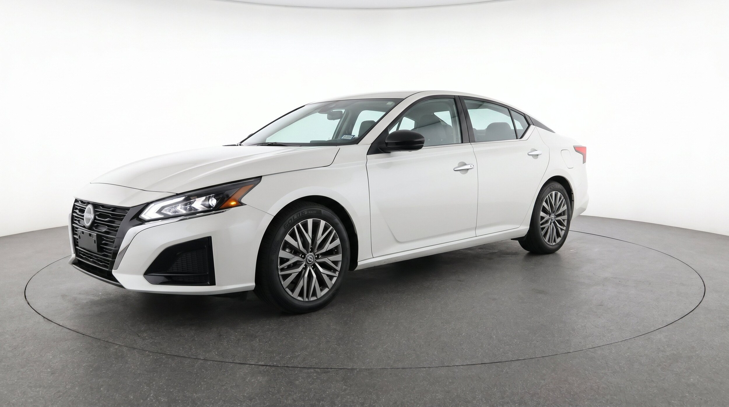 Thumbnail: 2025 Nissan Altima - 3