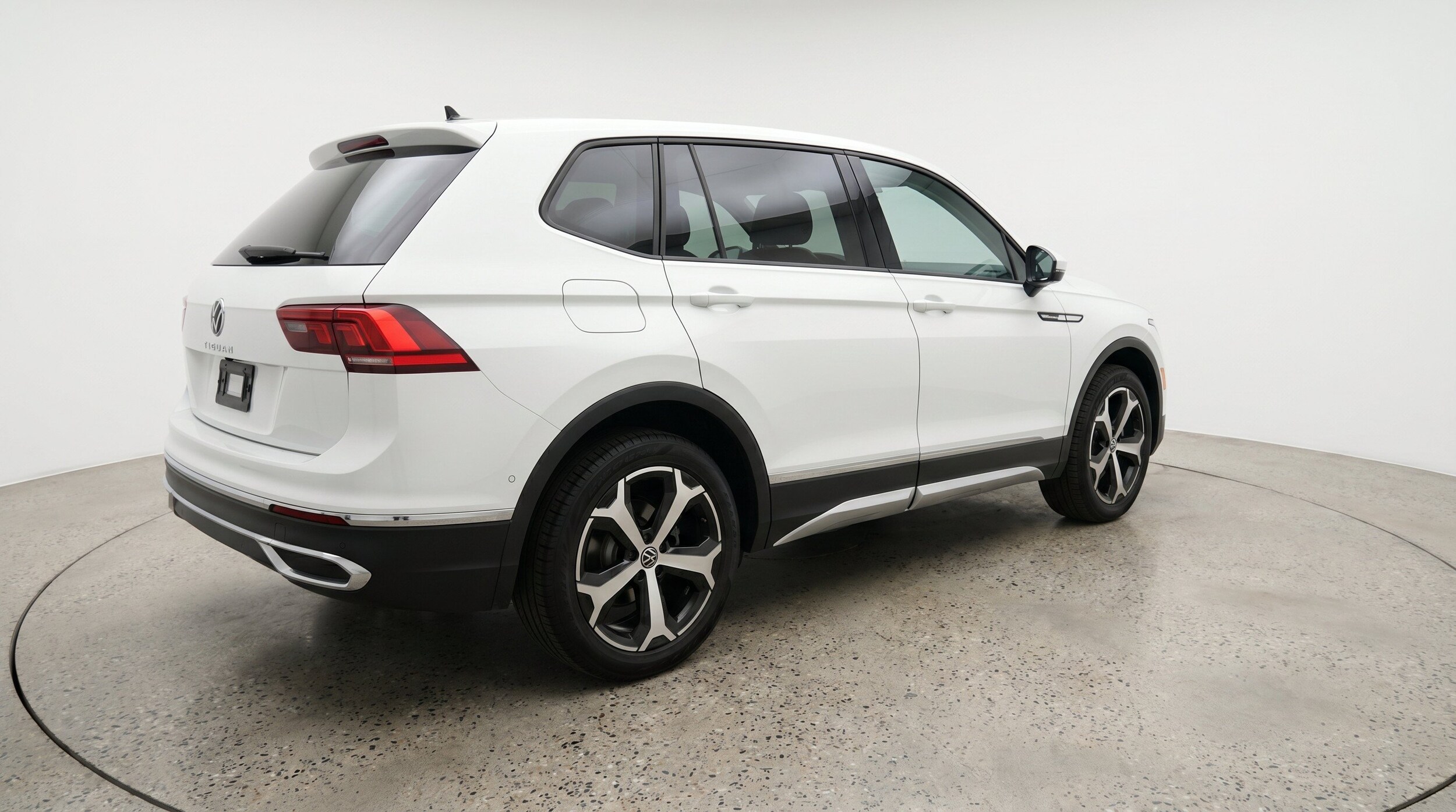 Thumbnail: 2026 Volkswagen Tiguan - 9