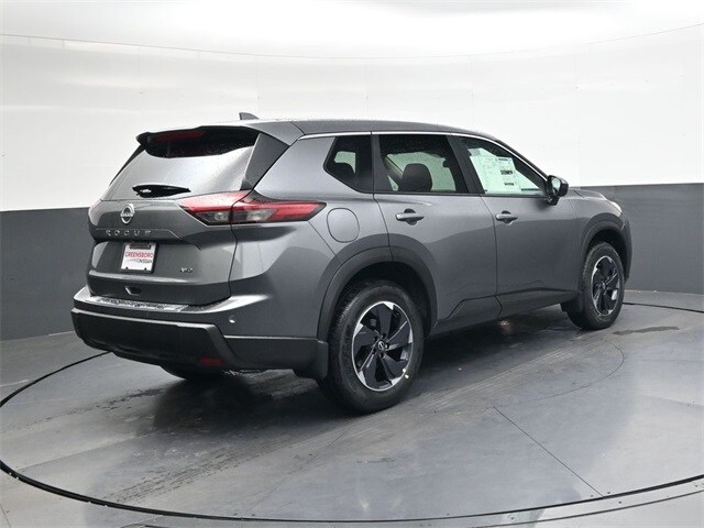 2026 Nissan Rogue SV photo 4