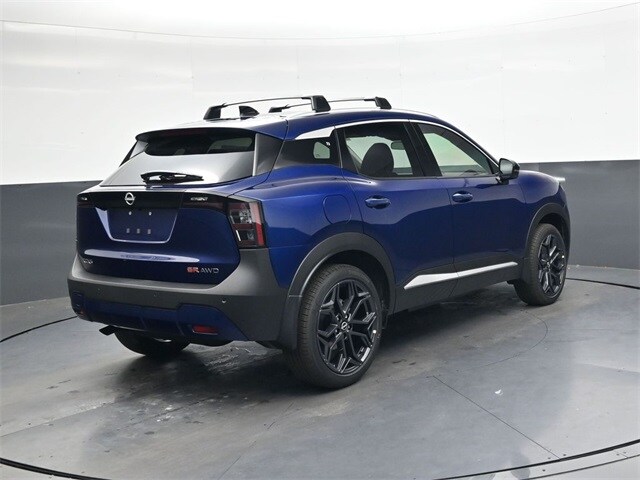 2026 Nissan Kicks SR photo 4