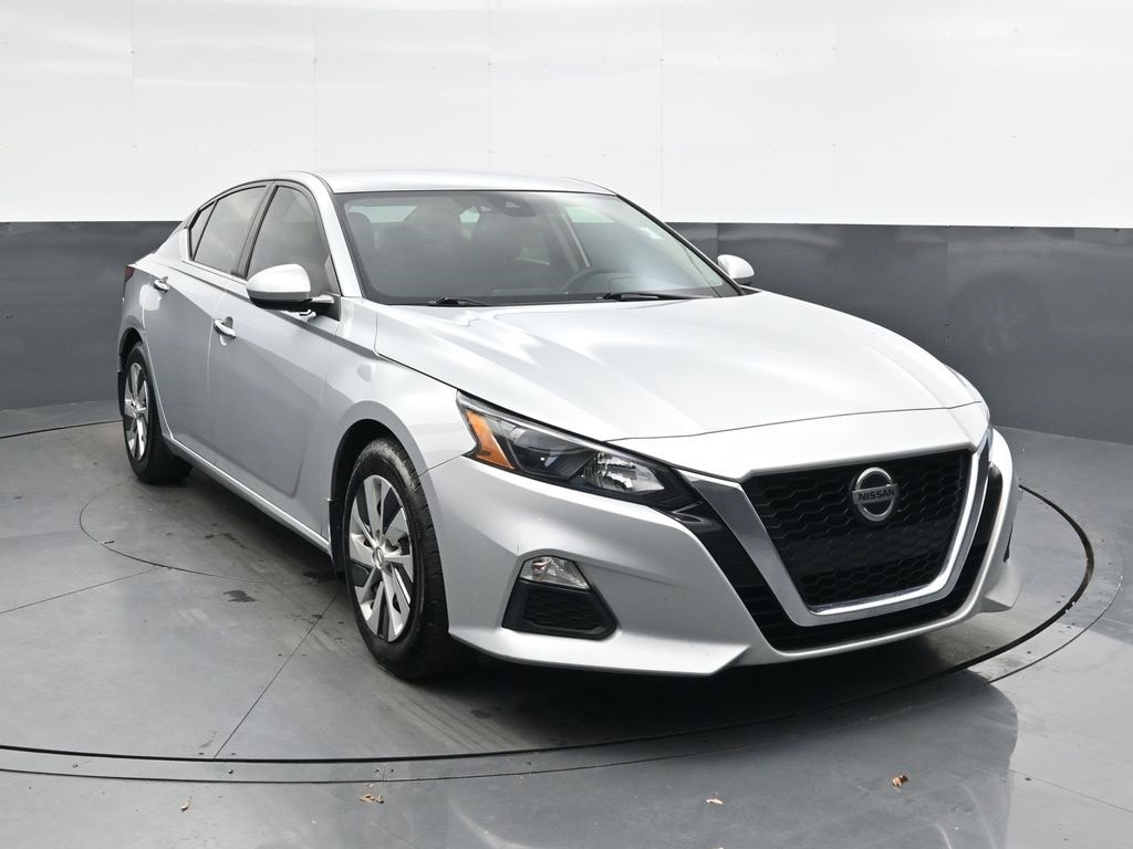 Used 2022 Nissan Altima 2.5 S Sedan