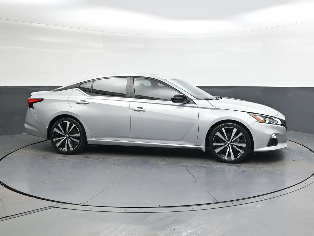 Used 2020 Nissan Altima 2.5 SR Sedan