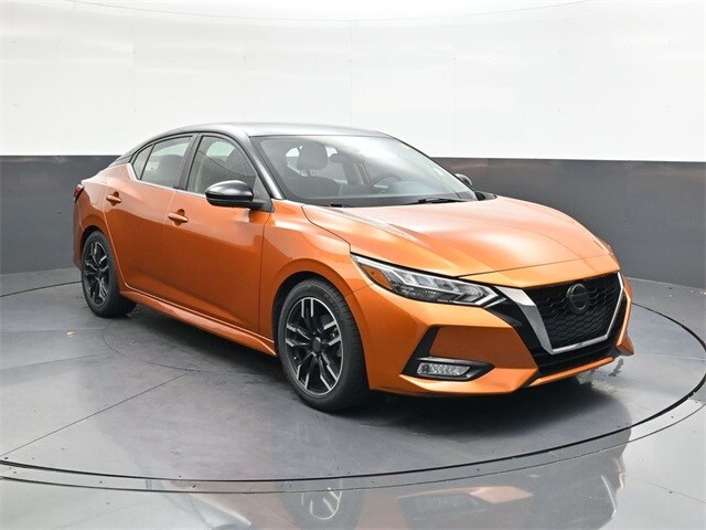 2021 Nissan Sentra SR photo 2