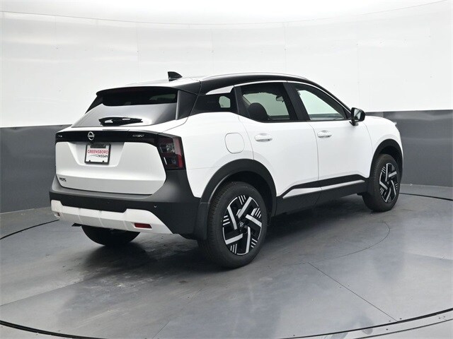 2026 Nissan Kicks SV photo 3