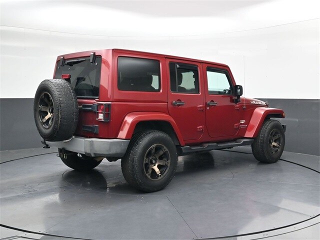 2012 Jeep Wrangler Unlimited Sahara photo 3