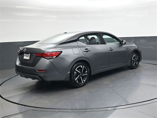 2025 Nissan Sentra SV photo 4