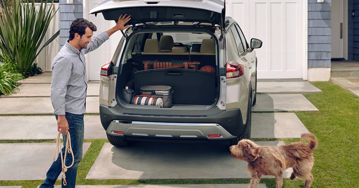 Nissan Rogue cargo space.png