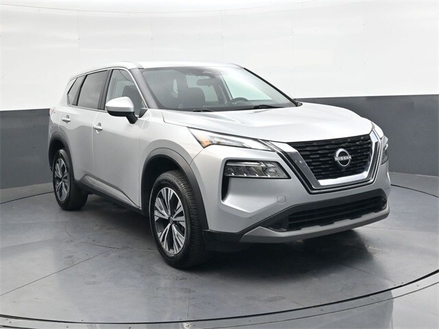 2023 Nissan Rogue SV photo 2