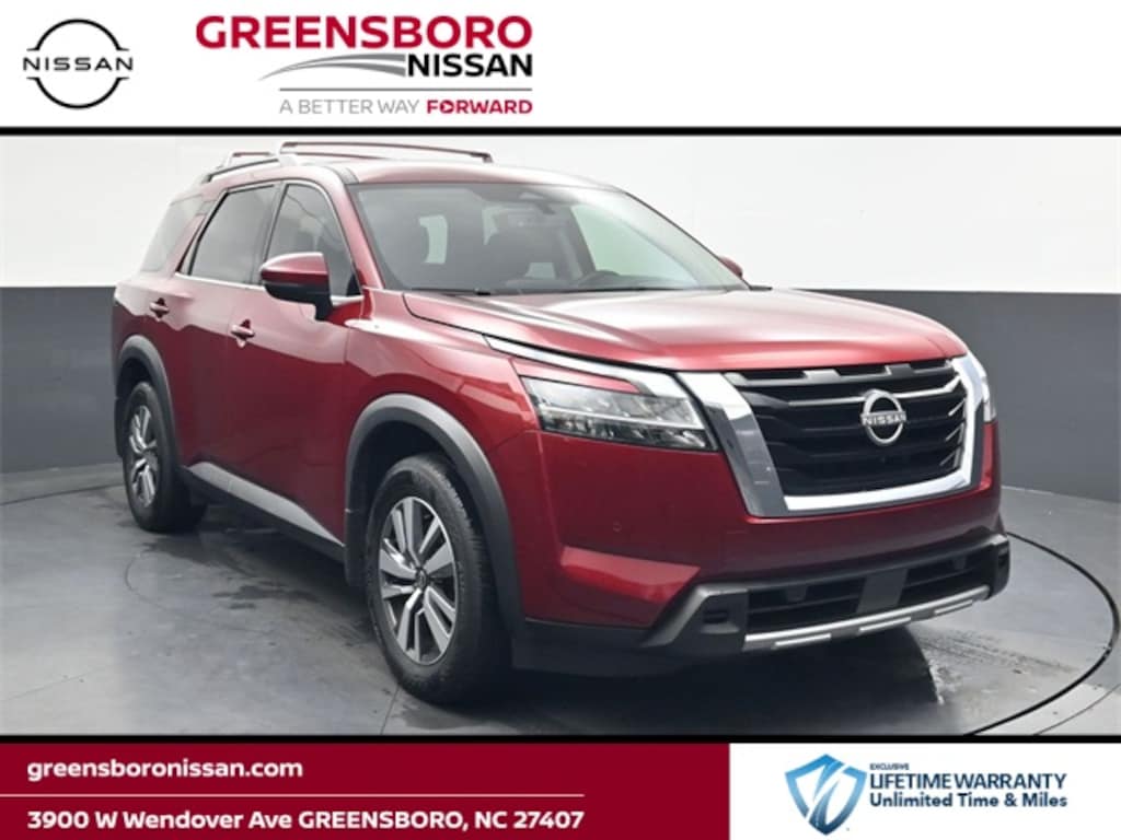 Used 2023 Nissan Pathfinder SL SUV