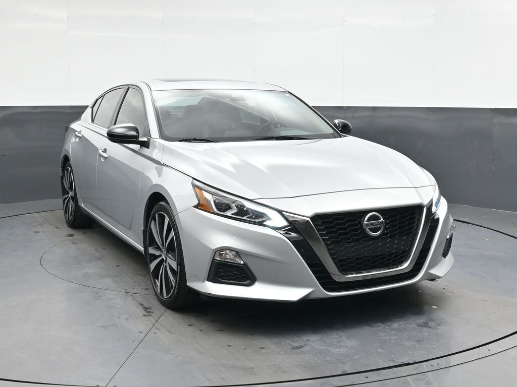 Used 2020 Nissan Altima 2.5 SR Sedan