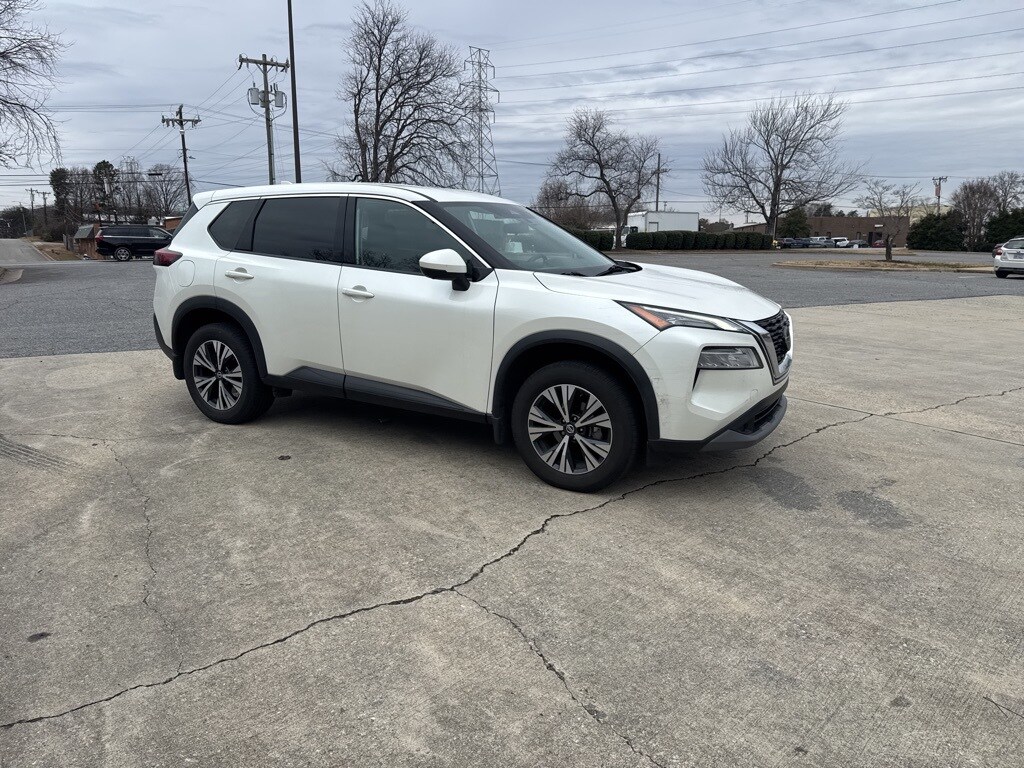 Used 2021 Nissan Rogue SV SUV