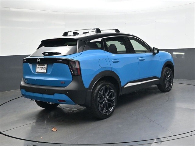2026 Nissan Kicks SR photo 4