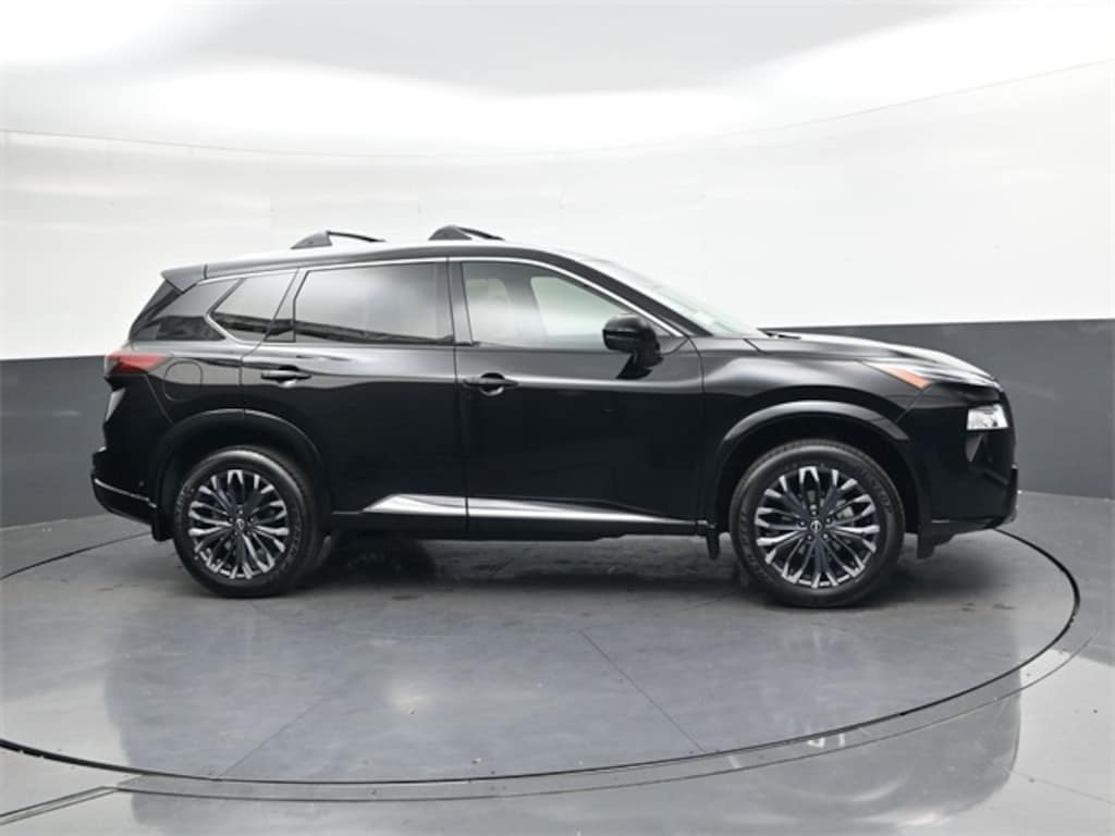 New 2026 Nissan Rogue Platinum SUV