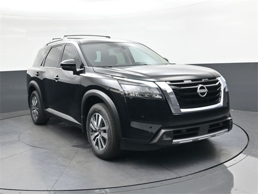 New 2025 Nissan Pathfinder SL SUV