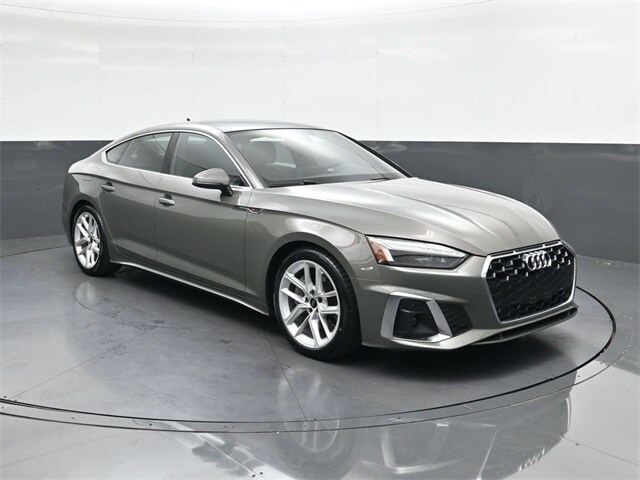 2024 Audi A5 S line Quattro Premium Plus photo 2
