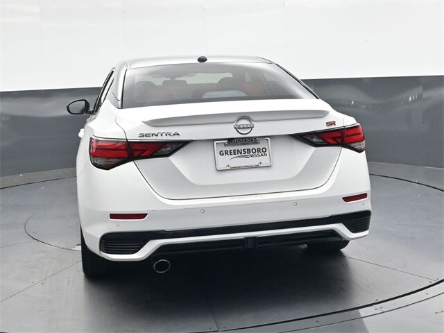 2024 Nissan Sentra SR photo 4