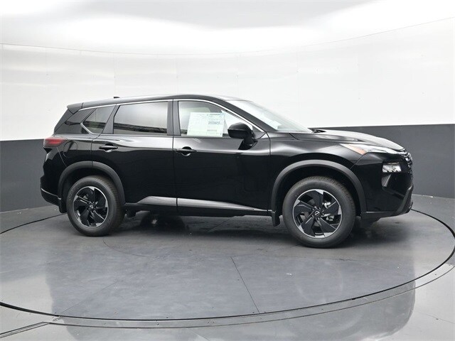 2026 Nissan Rogue SV photo 3