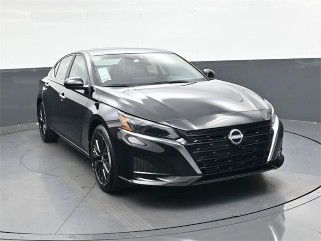 New 2025 Nissan Altima SV Sedan