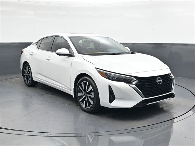 2025 Nissan Sentra SV photo 2
