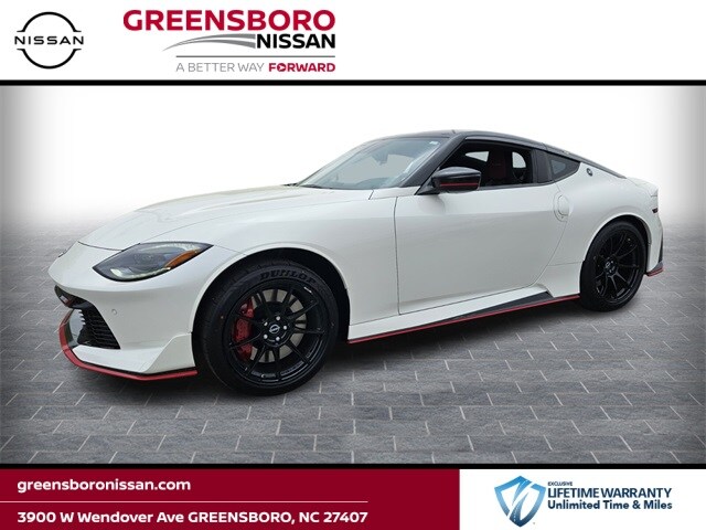 2025 Nissan Z Nismo photo 2