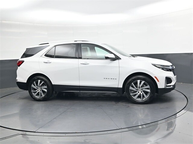 2022 Chevrolet Equinox Premier photo 3