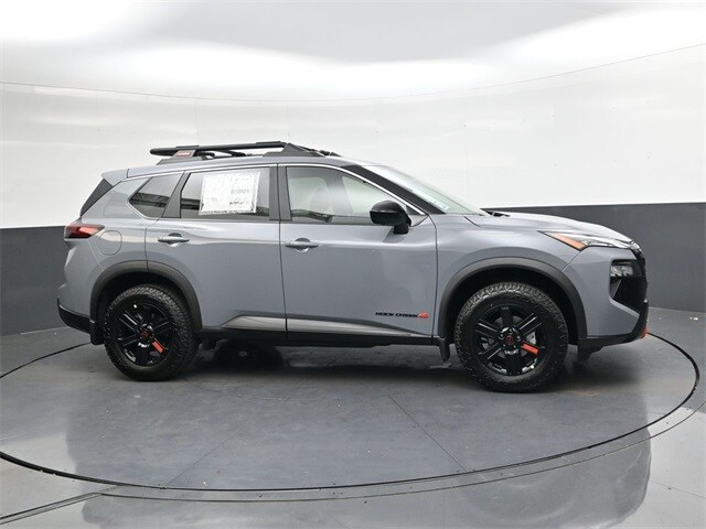 2026 Nissan Rogue SV photo 3