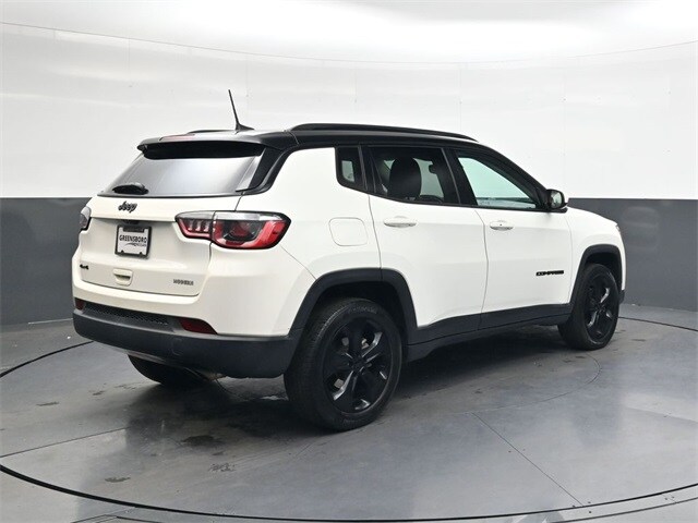 2020 Jeep Compass Altitude photo 2