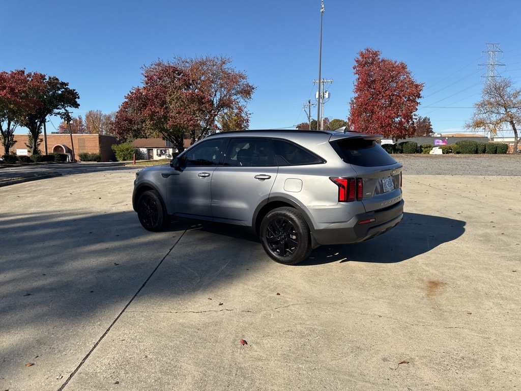 Used 2021 Kia Sorento S SUV
