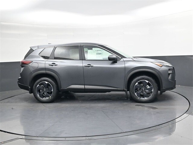 2026 Nissan Rogue SV photo 3