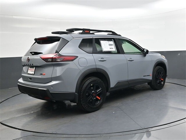 2026 Nissan Rogue SV photo 4