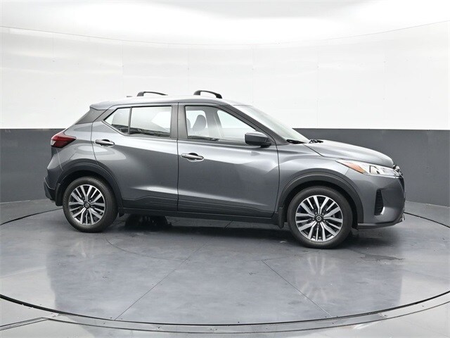 2021 Nissan Kicks SV photo 3