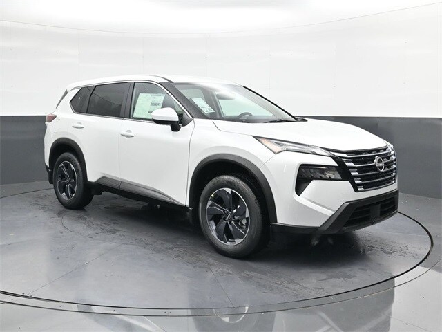 2026 Nissan Rogue SV photo 2