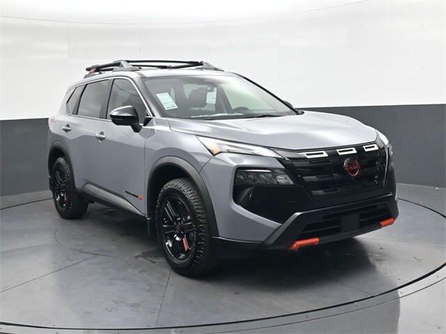 2026 Nissan Rogue SV photo 2