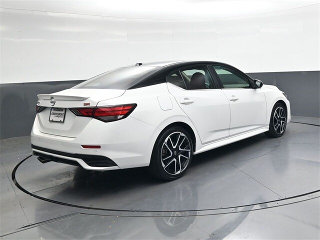 2024 Nissan Sentra SR photo 4