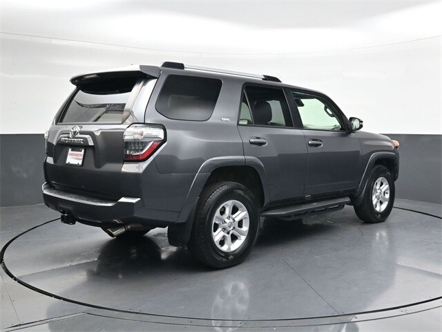 2022 Toyota 4Runner SR5 Premium photo 4