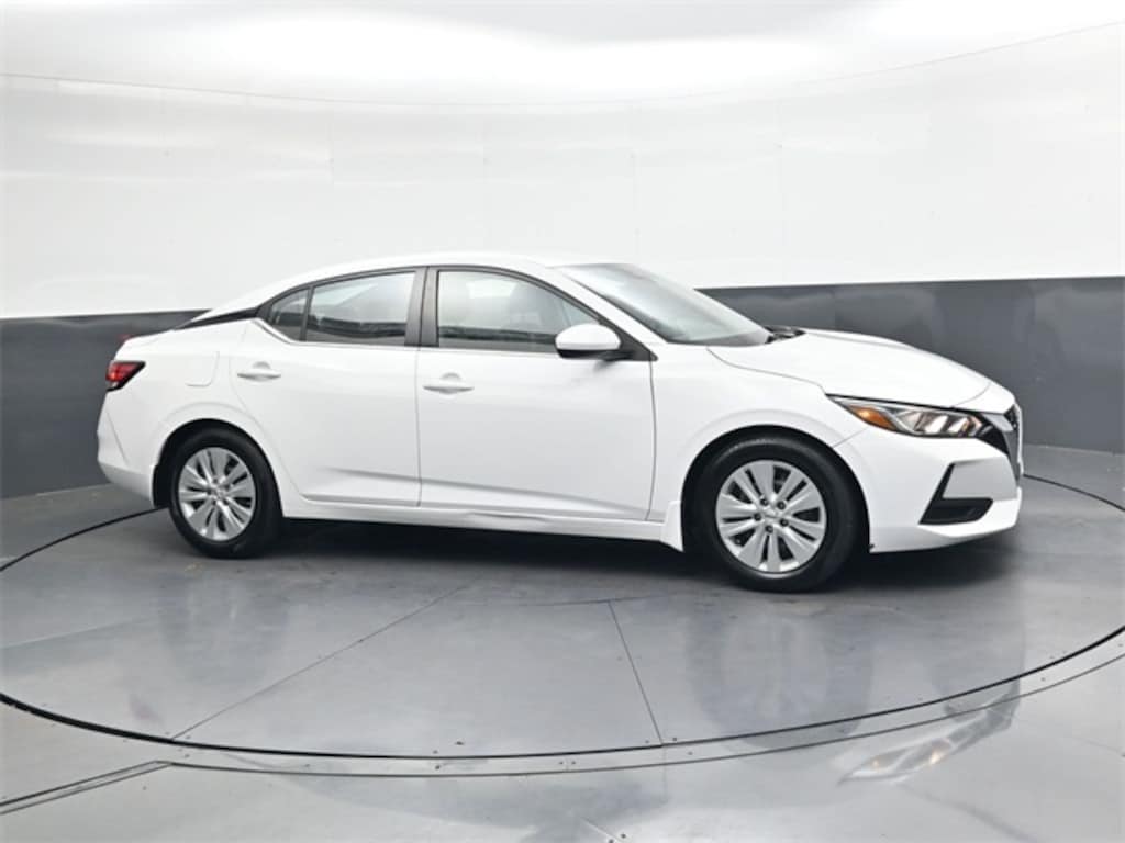 Used 2022 Nissan Sentra S Sedan