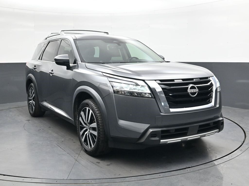 Used 2023 Nissan Pathfinder Platinum SUV