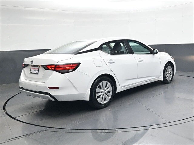 2022 Nissan Sentra S photo 4