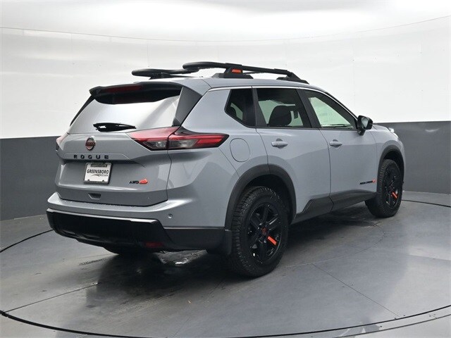 2026 Nissan Rogue SV photo 4
